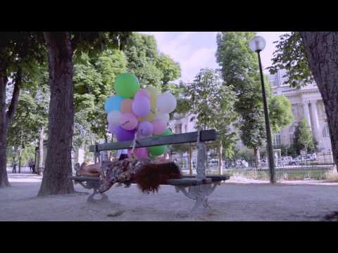Elisa Tovati - "S'embrasser" [Clip Officiel]
