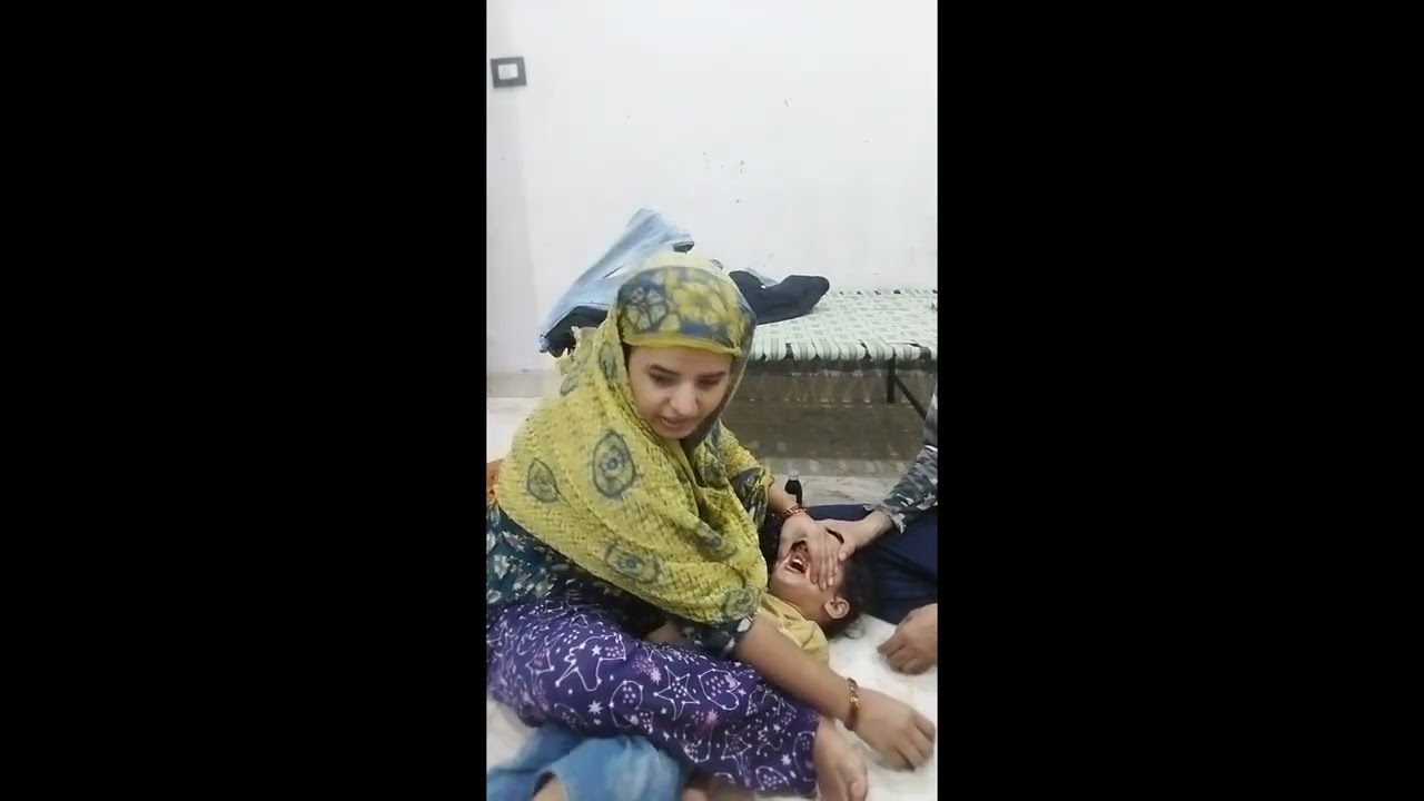 बच्चों को दवाई देना सबसे मुश्किल काम हैं  कैसे दे बच्चों को दवाई इस विडिओ में देखे ....🙏✨️