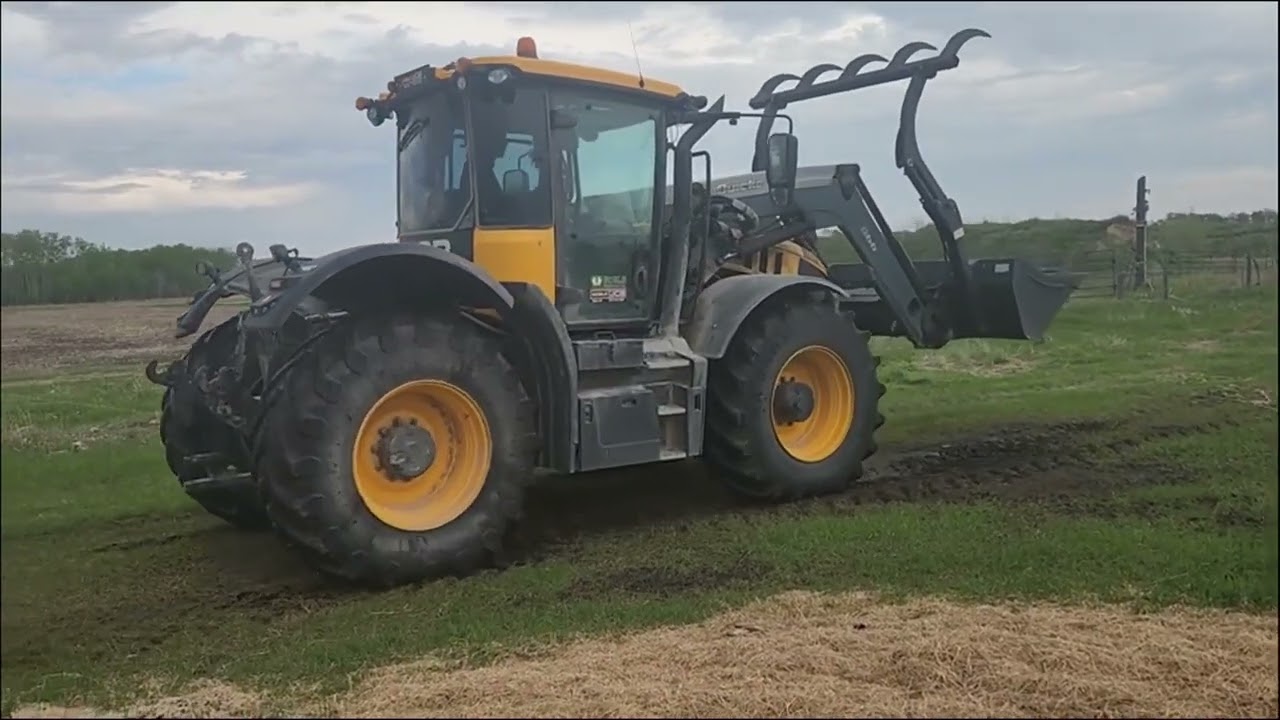 2016 JCB FASTRAC 4220 For Sale