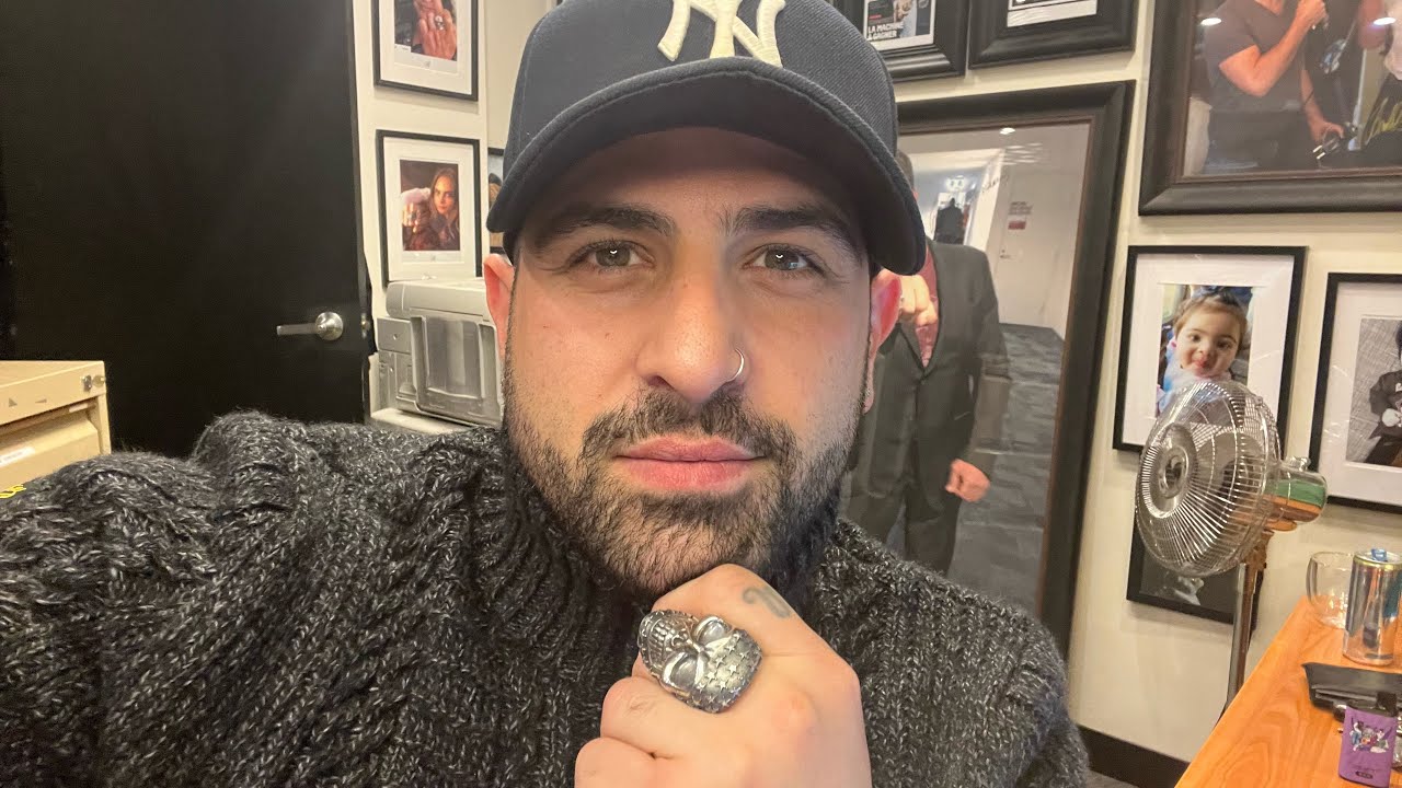 xrp-ripple-all-in-solana-to-skyrocket-to-1-300-usd-once-etfs