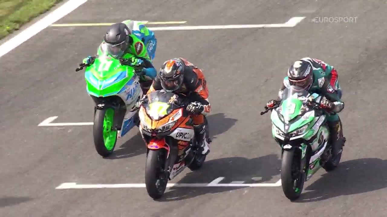 2023 HEL Performance British Junior Supersport Championship, Brands Hatch, Race 1 highlights