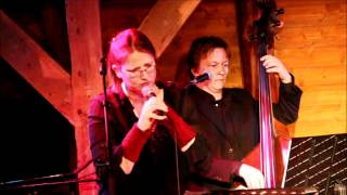 "Schné Ensemble" live im KITO Bremen 27.4.12 Medley No. 1