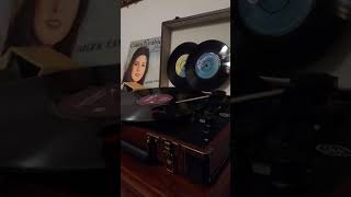 Gülden Karaböcek Kırılsın Ellerim (Plak)