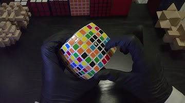 How to Solve a 7x7x7 Rubik