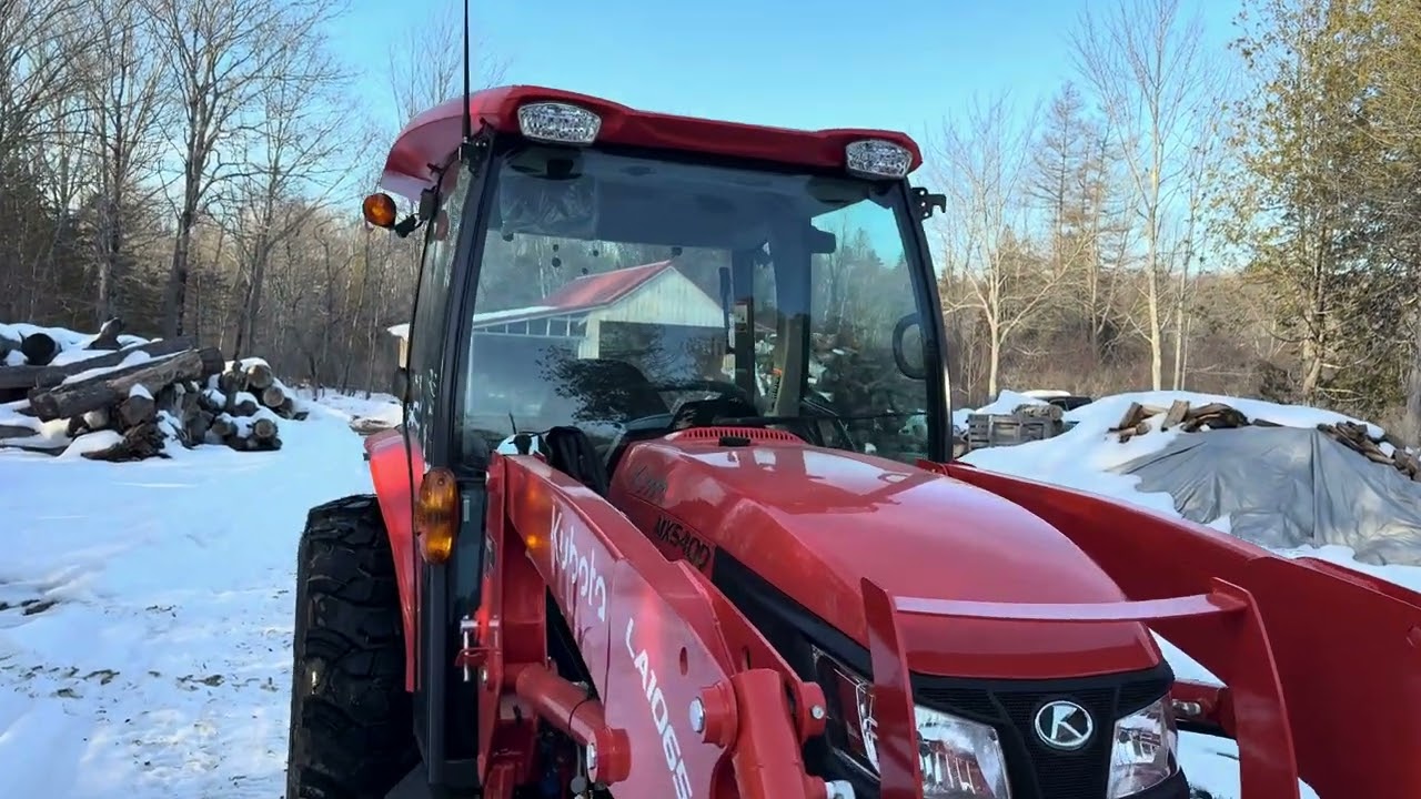 A look at the Kubota MX5400HSTC