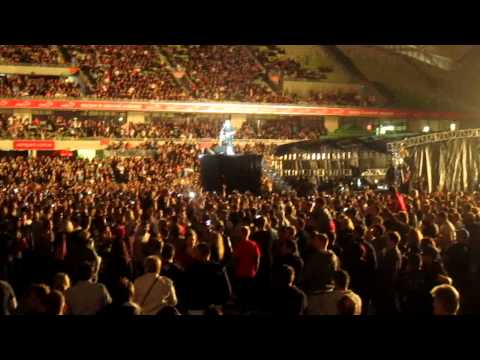 Foo Fighters - Wheels, AAMI Park, Melbourne, 2 December 2011