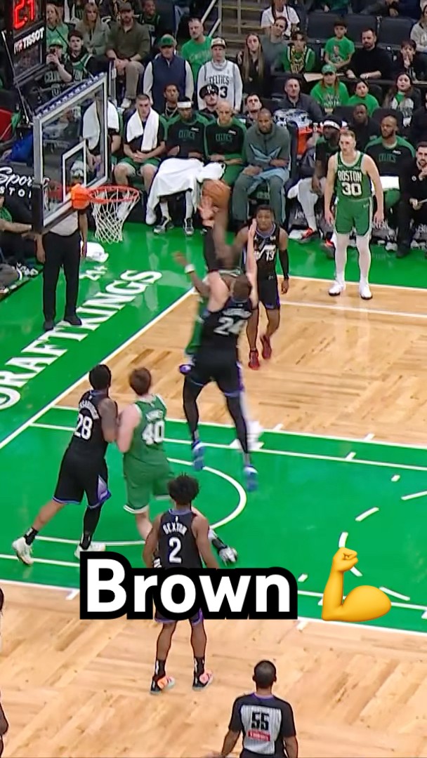 Brown with the late-game SLAM!
