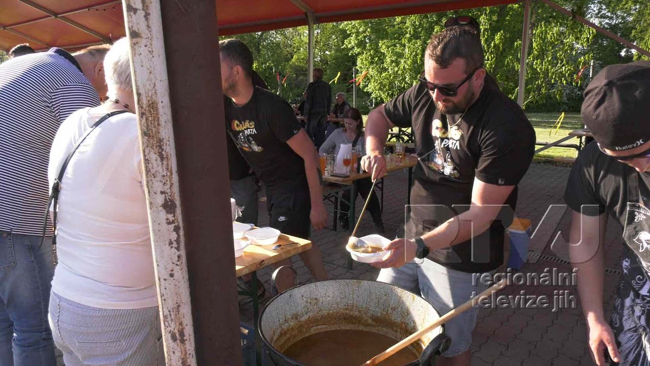 ČARODĚJNICKÝ GULÁŠFEST v Hlohovci vyhráli DRACI V HRNCI