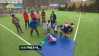 [HOT] 아빠 어디가 - 아이들의 유연한 앞·뒤구르기! 그 와중에 빈이는 레슬링 20140323