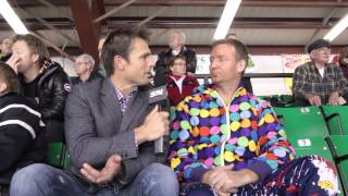 Thomas Ulsrud dressed as Peter Steski interviews Peter Steski dressed as Thomas Ulsrud