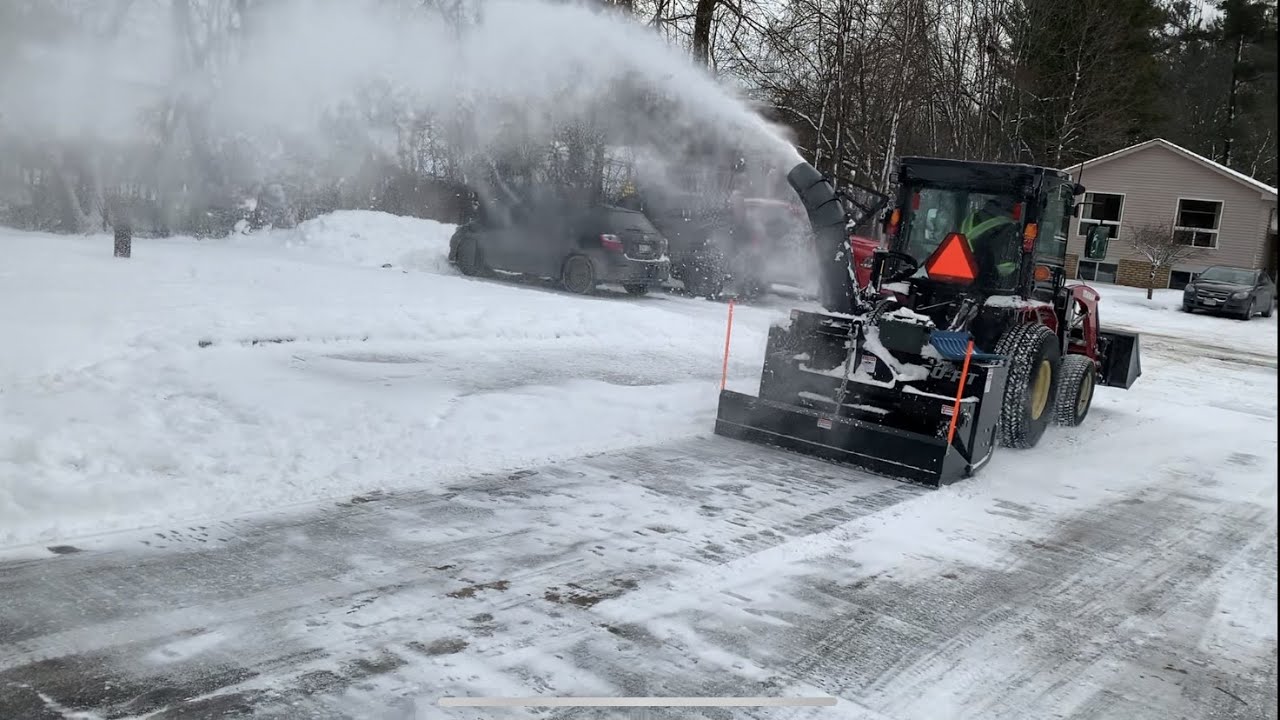 Yanmar 235 Chasse neige + saleuse Schneepflug + Salzstreuer