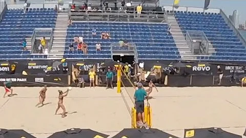 AVP NYC Open 2016 Pavlik/Shaw vs. Bensend/Urango Set 1 of 3