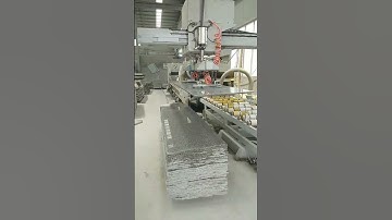 Automatic slab vacuum lifter