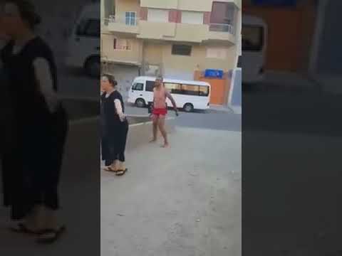 Arrestation de la police Marocaine d'un criminel armée