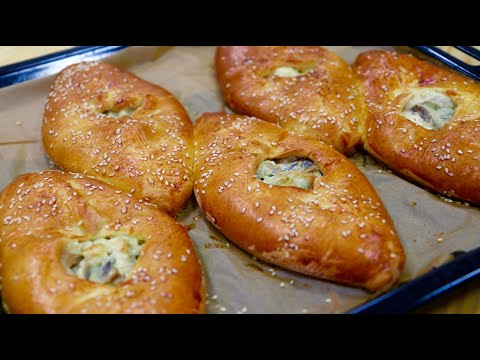САМАЯ ПОКУПАЕМАЯ ВЫПЕЧКА ИЗ НАШЕЙ КОФЕЙНИ ЛОДОЧКИ С КУРИЦЕЙ И ГРИБАМИ