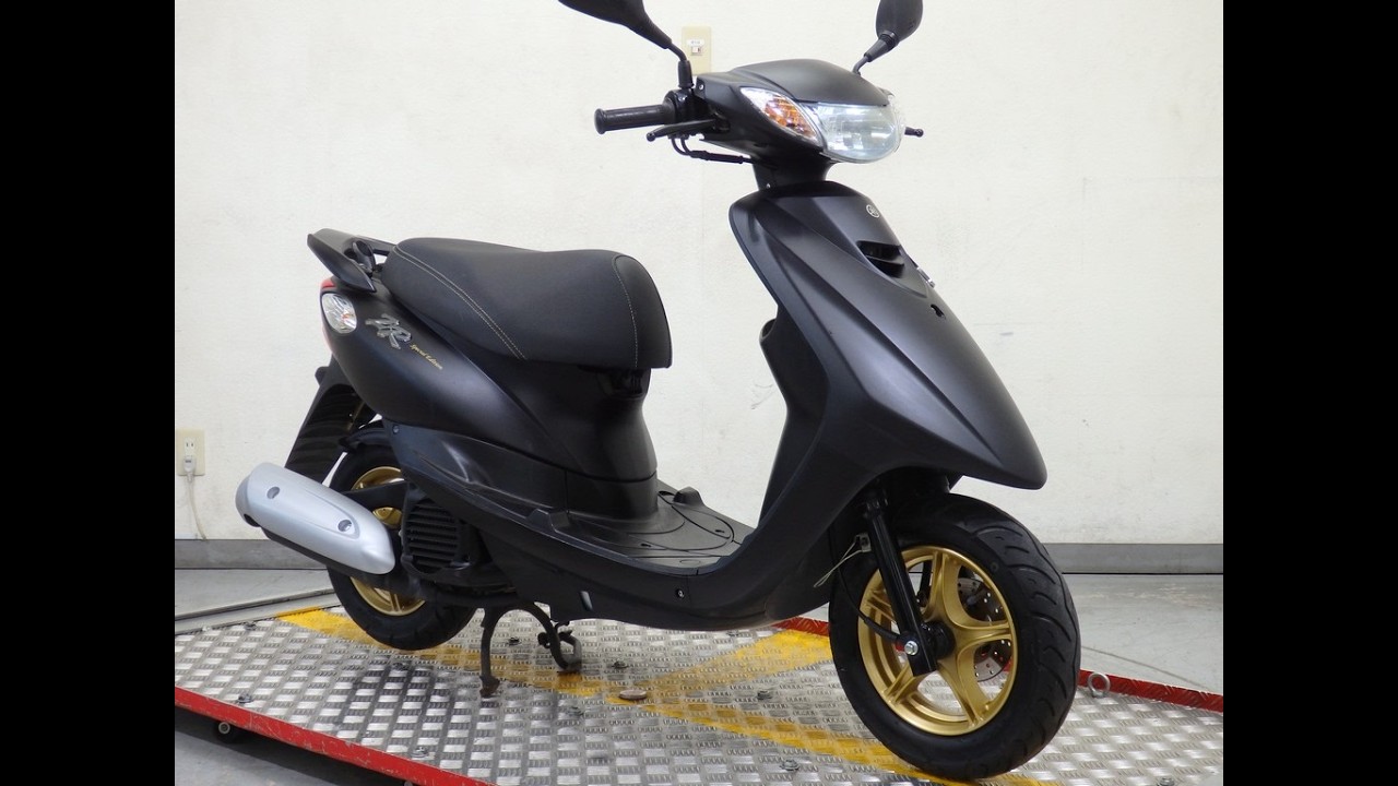 74184 JOGZR 始動動画 - YouTube