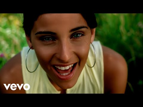 Music video by Nelly Furtado performing I'm Like A Bird. (C) 2000 Geffen Records