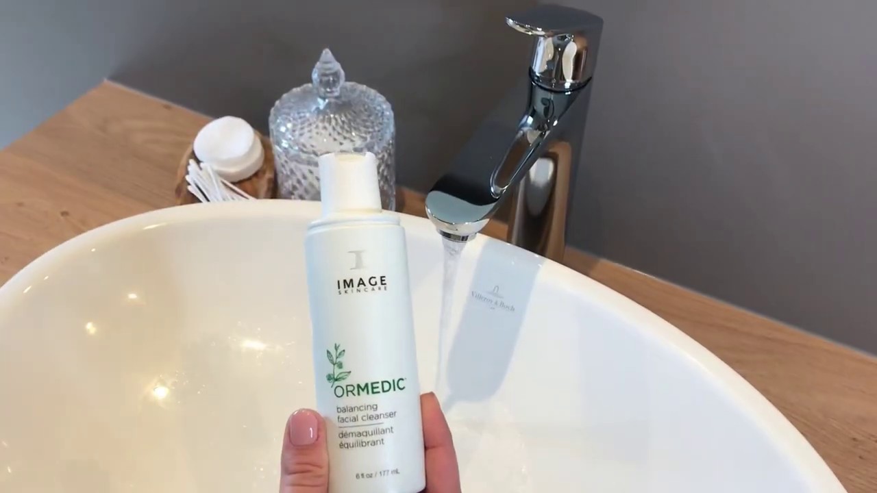 Ormedic Balancing Facial Cleanser Image Skincare