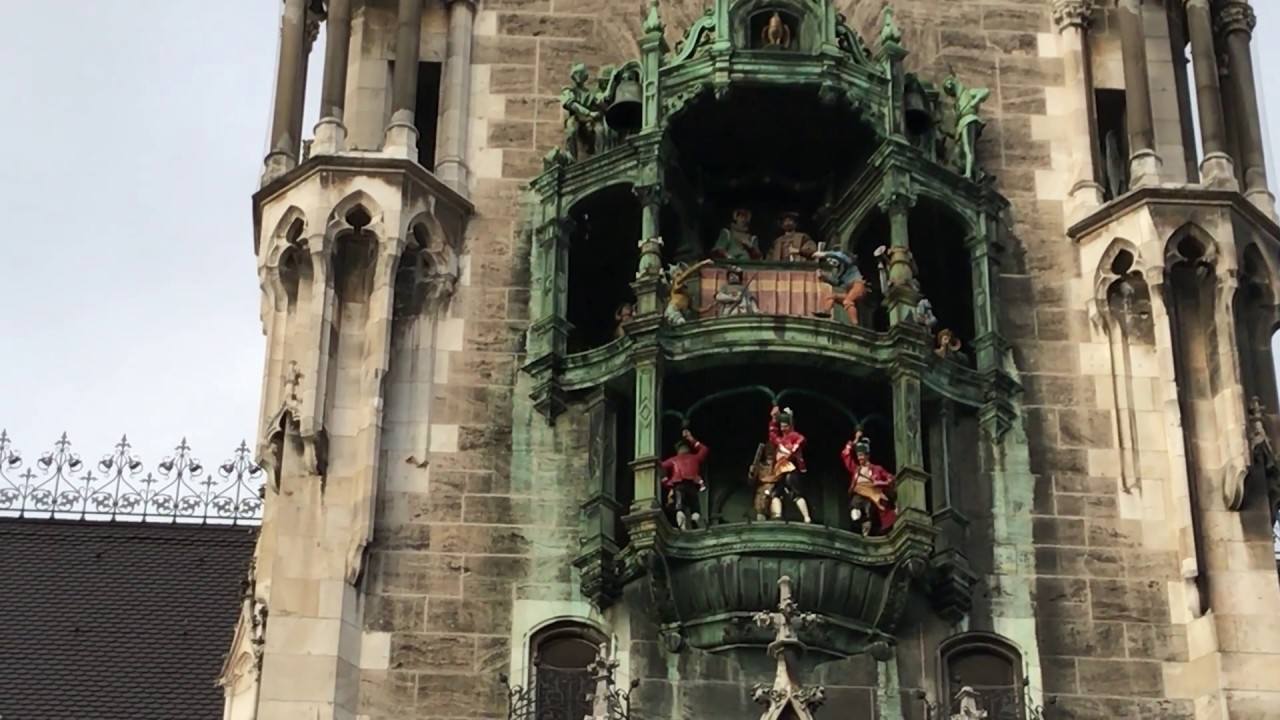 Glockenspiel Chime in Munich, Germany YouTube