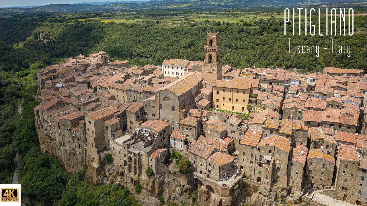 🇮🇹 4K drone video of Pitigliano, Tuscany, Italy.
