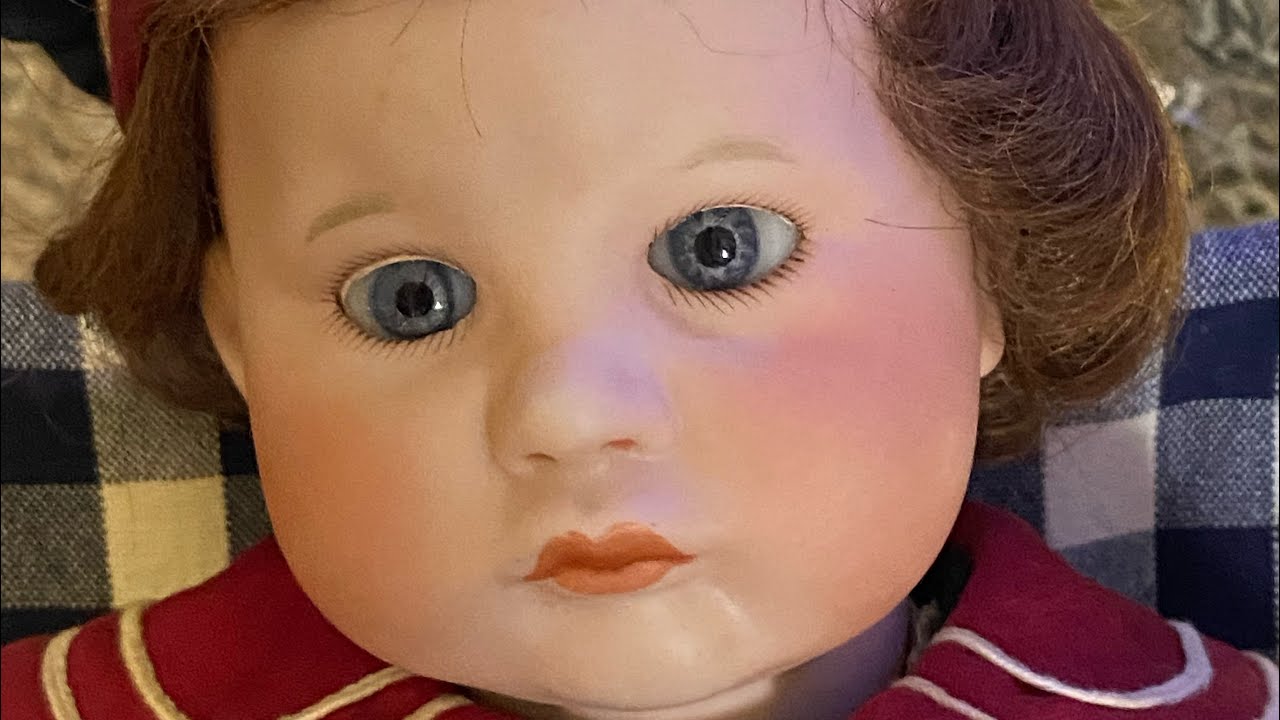 My doll club competition entries, a Pedigree Little Princess, an SFBJ