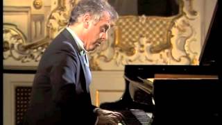 Barenboim Play Mozart Sonata D Major K. 311(complete)