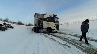 Видео Зачем нужны цепи, или как перекрыть трассу #5 (автор: Kirill Biriukov - Дальнобой по Скандинавии)