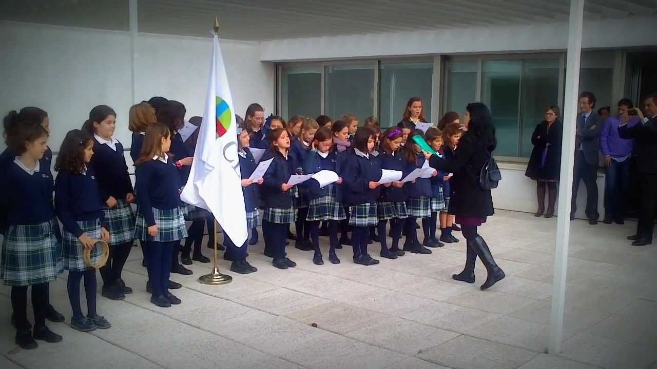 El Coro de los Colegios CEU de Montepríncipe y Sanchinarro nos felicita la Navidad
