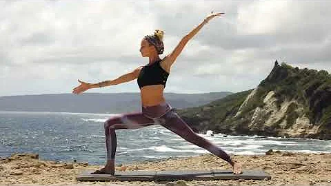30 Min Vinyasa Yoga Flow | Full Body Stretch and Strength Practice