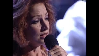 Download Lagu Gloria Estefan, Heaven's What I Feel - Letra En Español - MP3