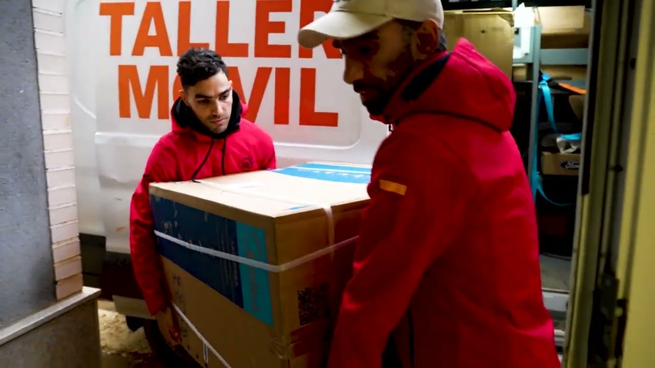 Nos movemos por las personas | Ayuda DANA Valencia | Carglass® España