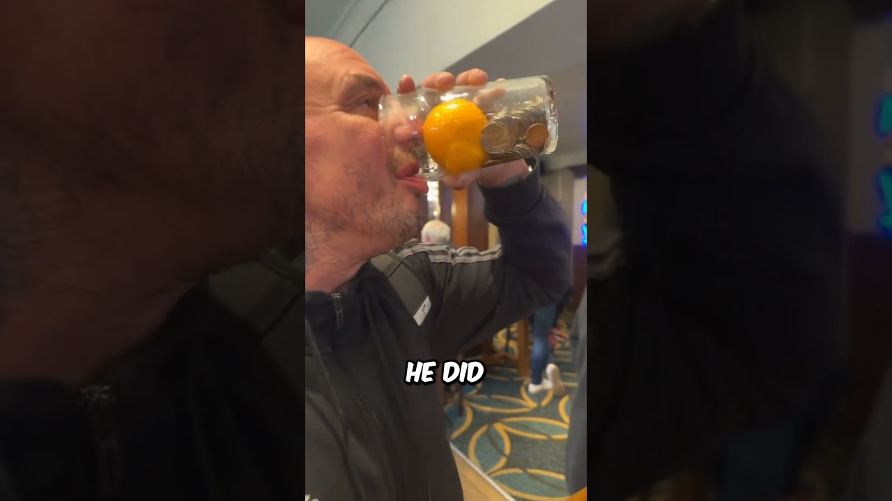 This Guy Outsmarted Whole Bar Staff With Trick 