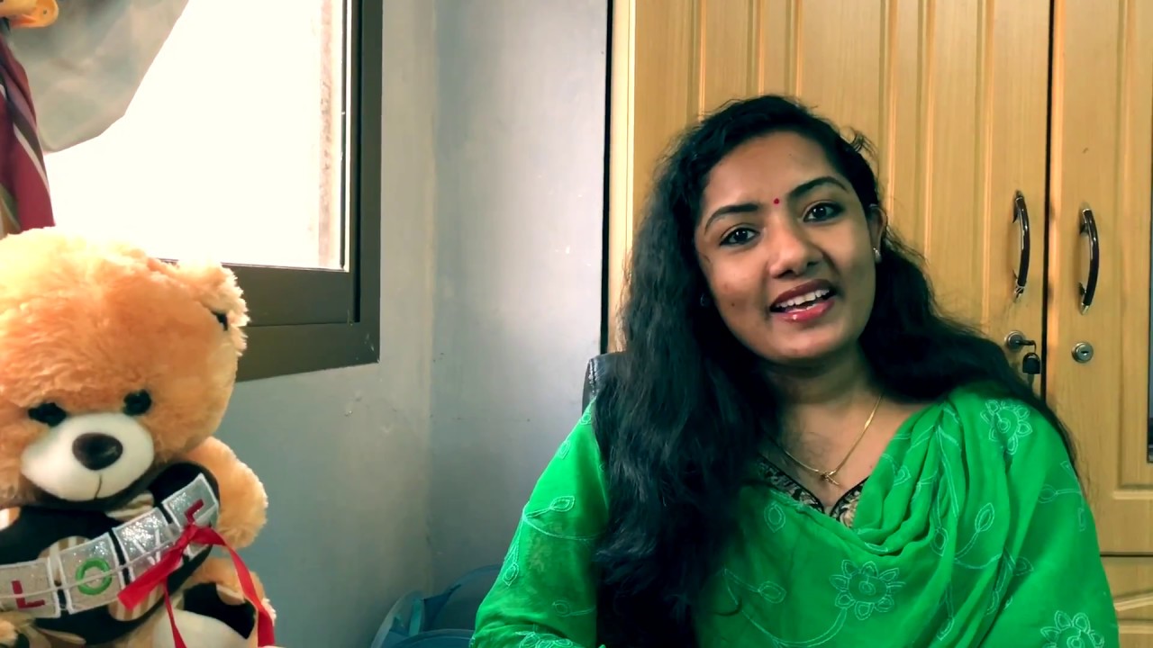 Manikya Malaraya Poovi - Oru Adaar Love Female Short