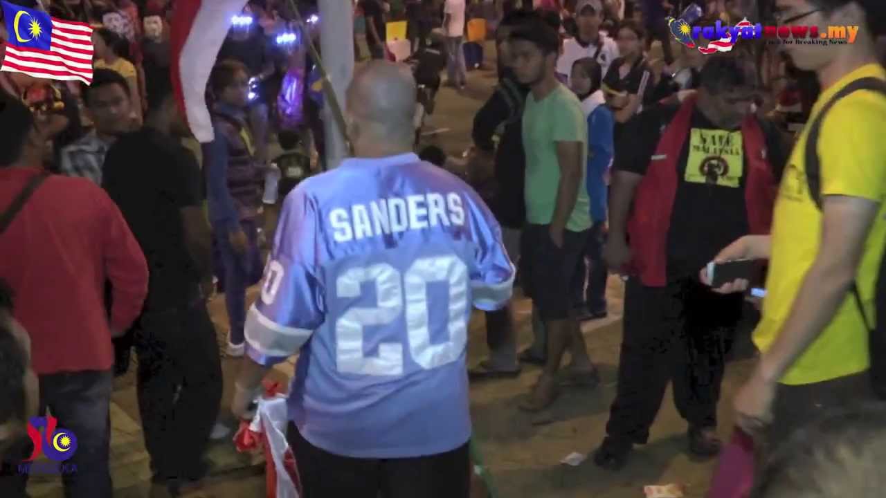 Lelaki Rampas Bendera Sang Saka Malaya - YouTube