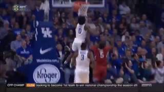 De'Aaron Fox Soars for a Wildcat Dunk