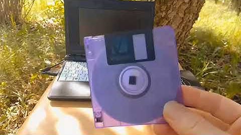 Fly Escape - Bootsector x86 Assembly Game