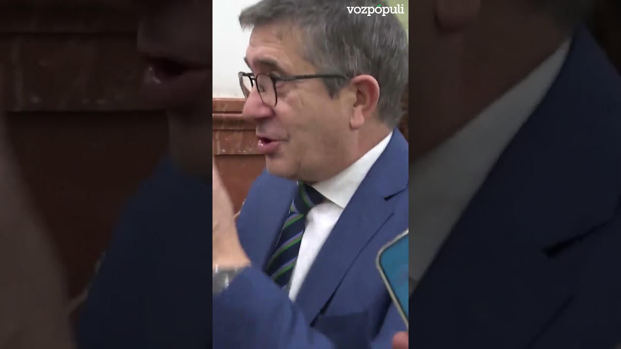 Patxi L&oacute;pez se encara con Vito Quiles