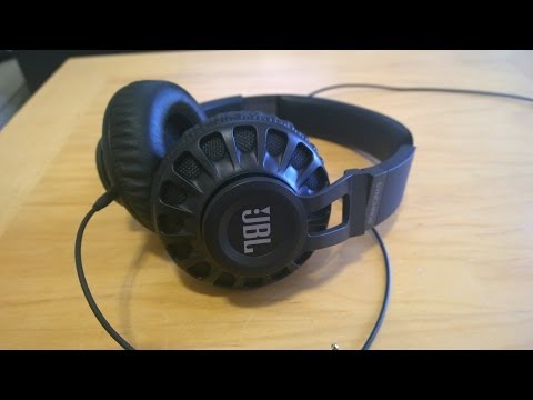 JBL Synchros S700 Review