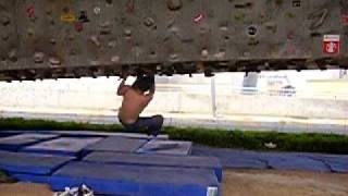 escalando en el puente de alcalá