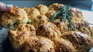 Roosmaryn & cheddar kaas scones