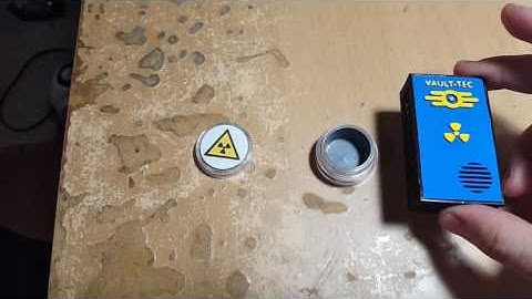 Mini Fallout Themed Geiger Counter