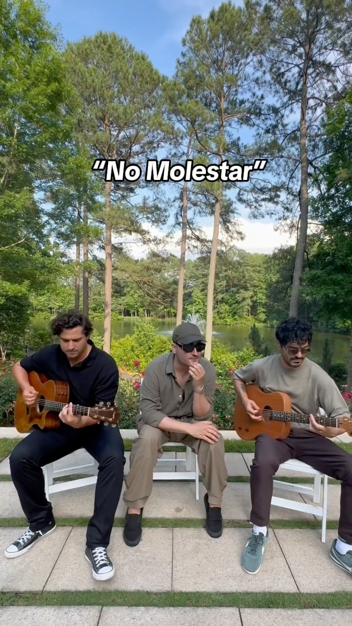 Verte despertar con la vista al mar ? #NoMolestar #Reik #Cover #Panorama