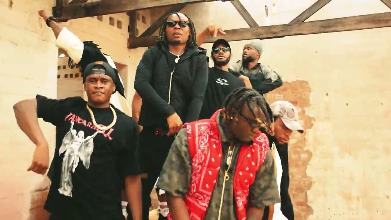 Moec ft Evado _ When I’m Lonely (video)