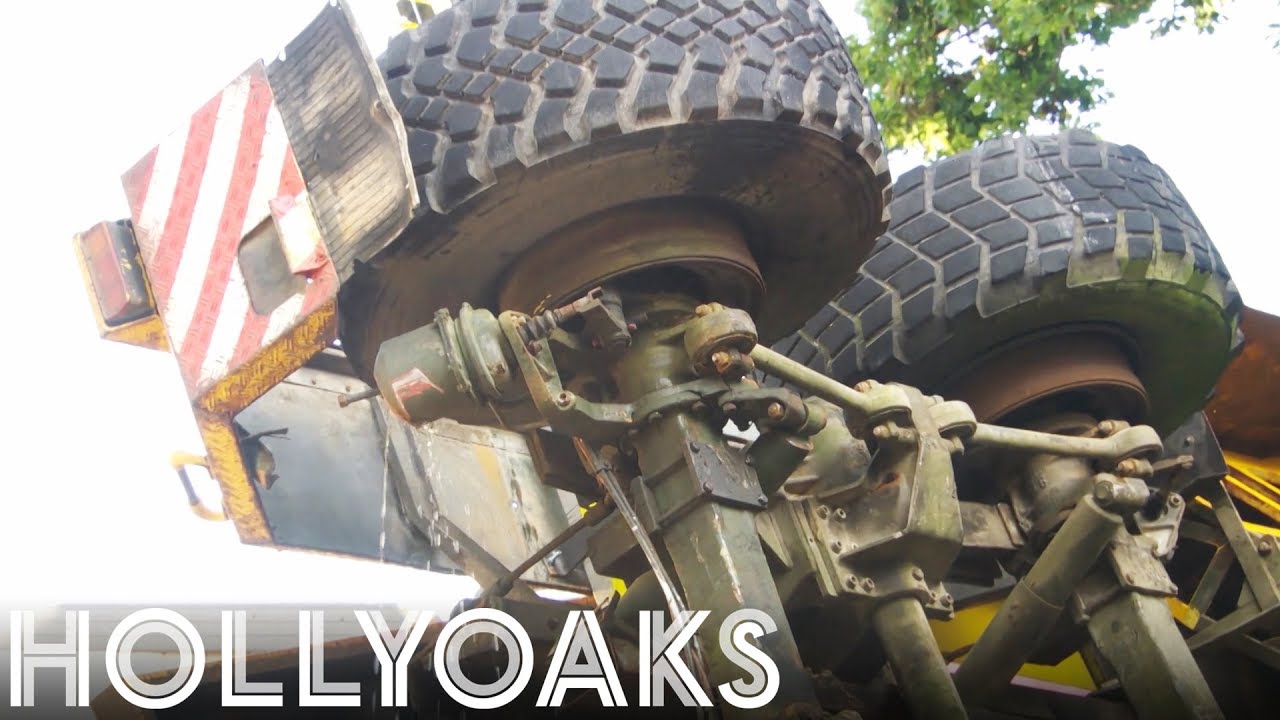 Crane Crashes into the Bazaar! | Hollyoaks