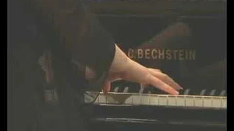 Roxana-Yvonne Cosereanu plays Liszt,Totentanz