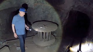 Exploring an Abandoned Nuclear Fallout Bunker with My Dad!