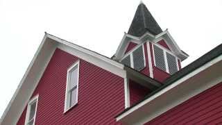 "Iowa Icon: Saving Old Barns"