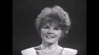 SHINDIG "Groovy Gals" PETULA CLARK "Downtown" (1964)