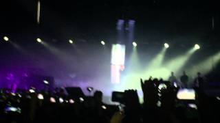 Marco Mengoni -  Guerriero (intro) - Data Zero Mantova 2015