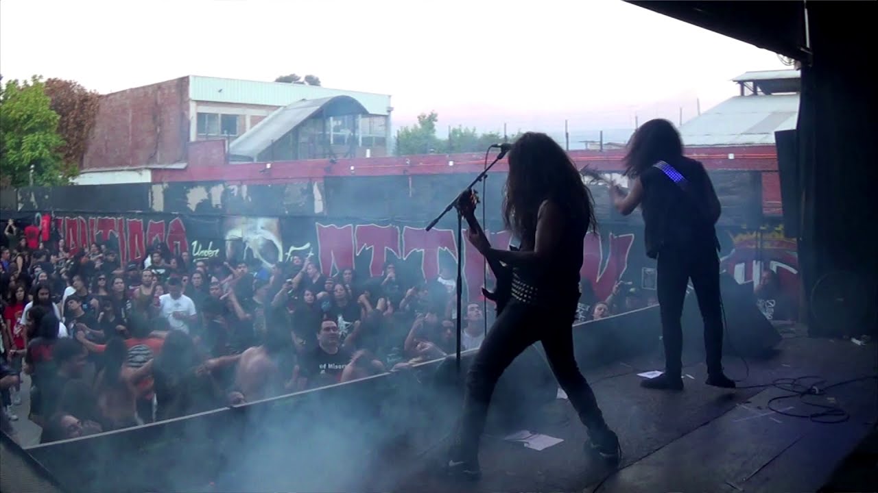 Invocation Spells "The Betrayal Of Bastard " y "Lust to Death " en vivo en Victim to the Blade 2